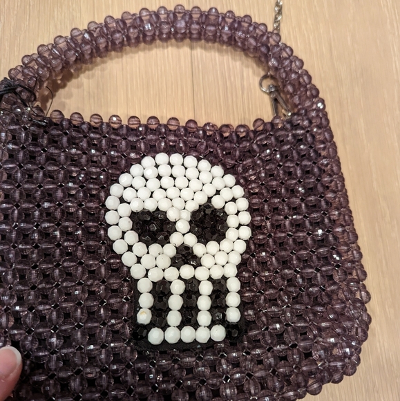 Beaded Skull Crossbody Bag - Picture 9 of 11